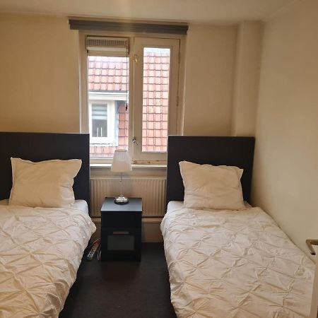 Three Bedroom Lovely Apartment Oosterbeek Bagian luar foto