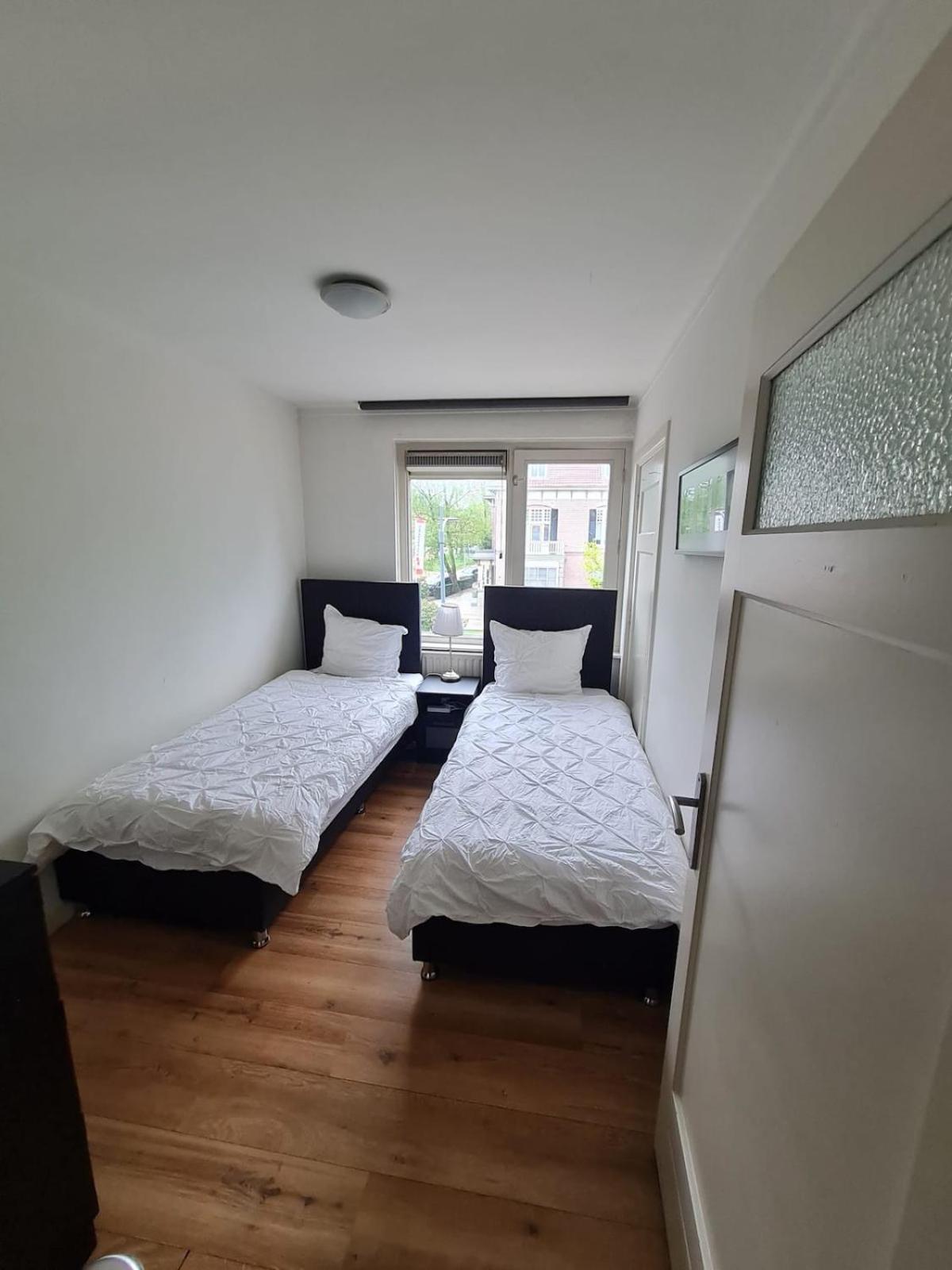 Three Bedroom Lovely Apartment Oosterbeek Bagian luar foto